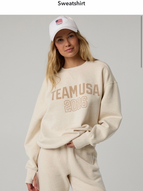 aerie Tops - aerie TEAM USA 2026 Cream Sweatshirt